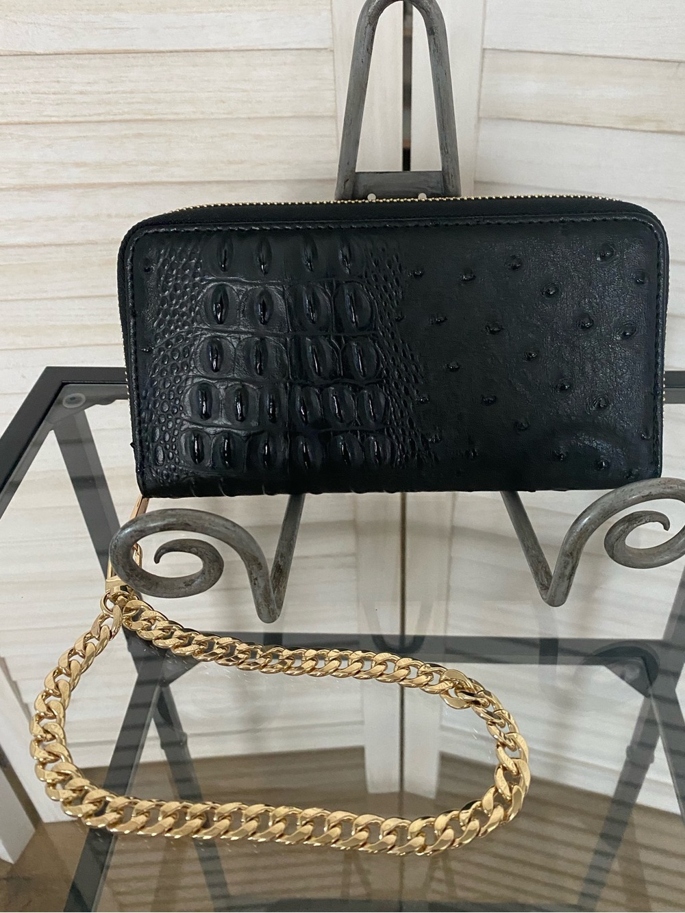 Black Vegan Croc Embossed Zip Around Wallet With Gold Detachable Chain NWT
